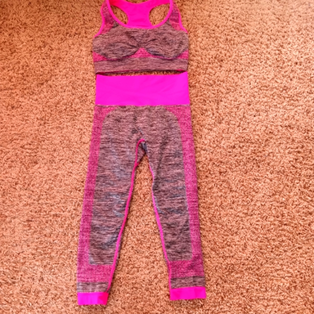 Pink and Gray workout outfit.